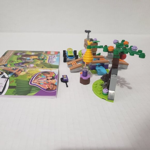 LEGO Friends Mia's Forest Adventure 41363 (Retired Set) - Picture 4 of 4